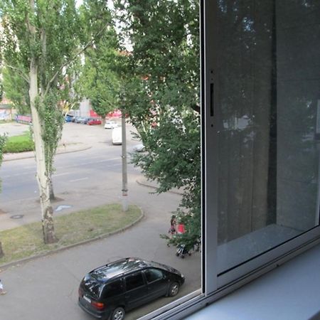 Апартаменты В Центре Металлургов 27 Kr Apartments Kryvyi Rih Dış mekan fotoğraf